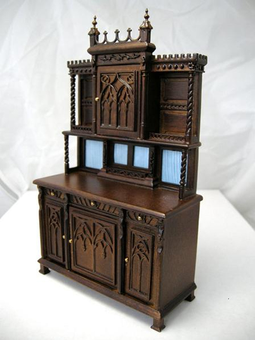 mueble estilo gotico